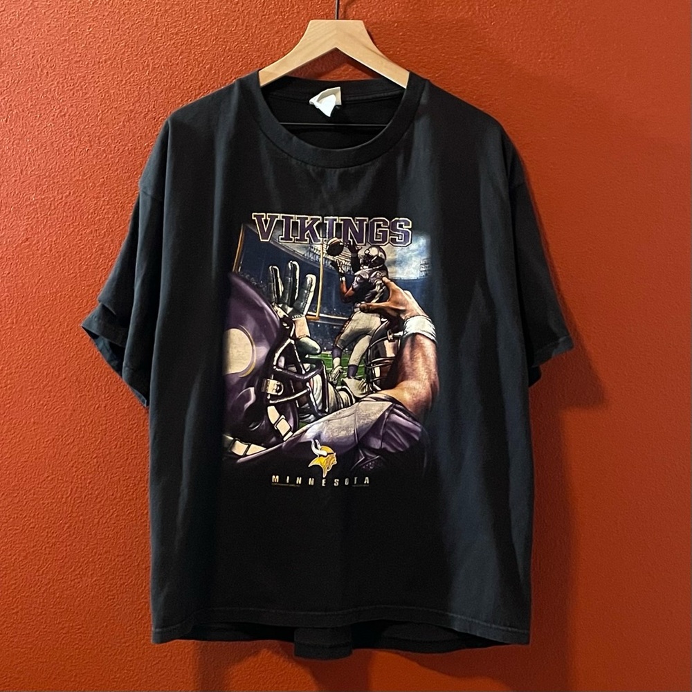 Vintage Lee Sport Men’s 2001 Minnesota Vikings Black Football Tee Shirt